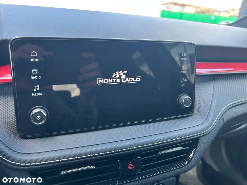 Skoda Fabia 1.5 TSI Monte Carlo DSG - 11