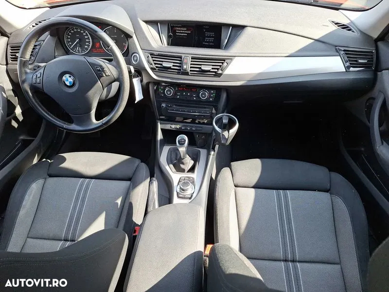 BMW X1 xDrive18d - 11