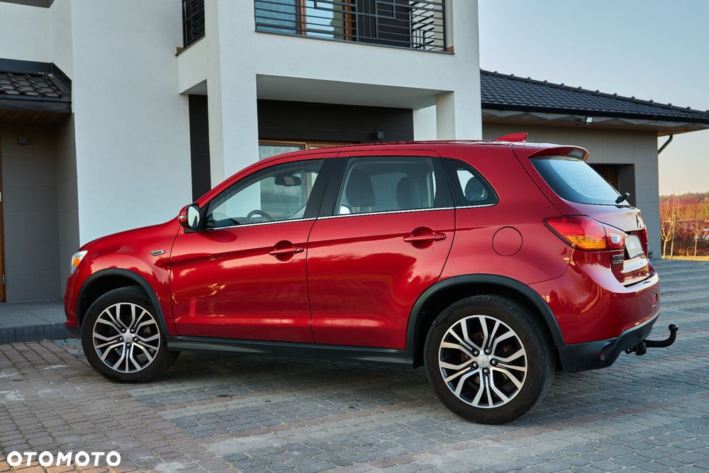 Mitsubishi ASX - 10
