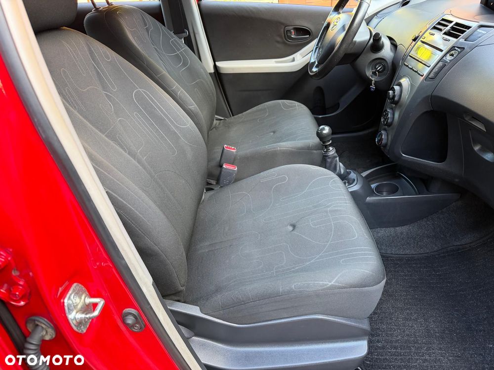 Toyota Yaris 1.33 Sol - 16