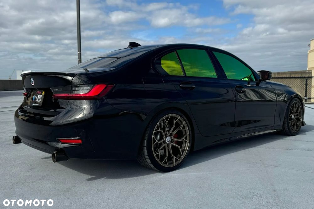 BMW Seria 3 330i Luxury Line sport - 11