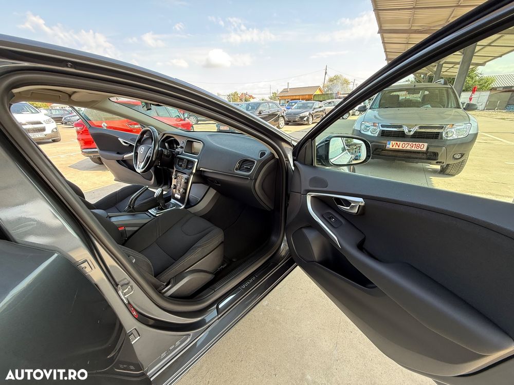 Volvo V40 D2 - 8