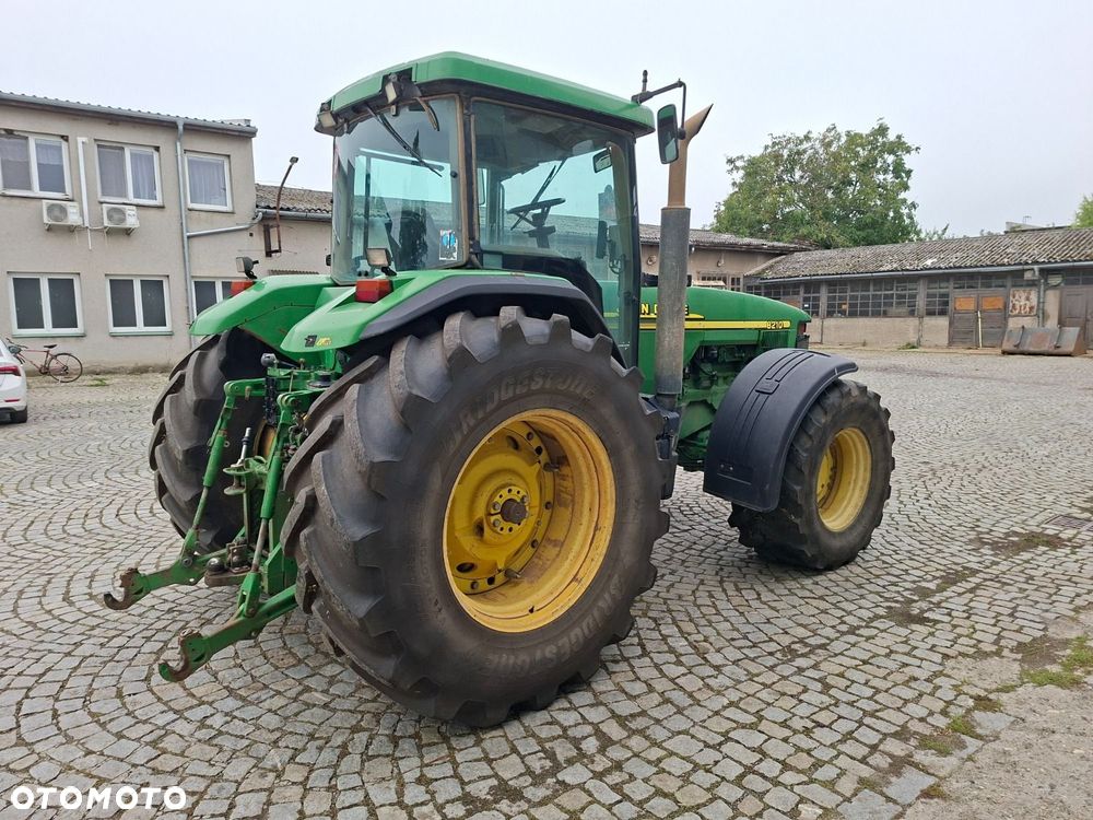 John Deere 8210 4X4 - 5