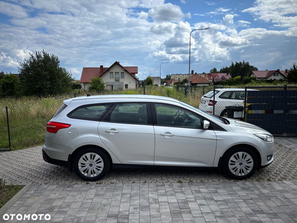 Ford Focus 1.5 TDCi Trend - 4