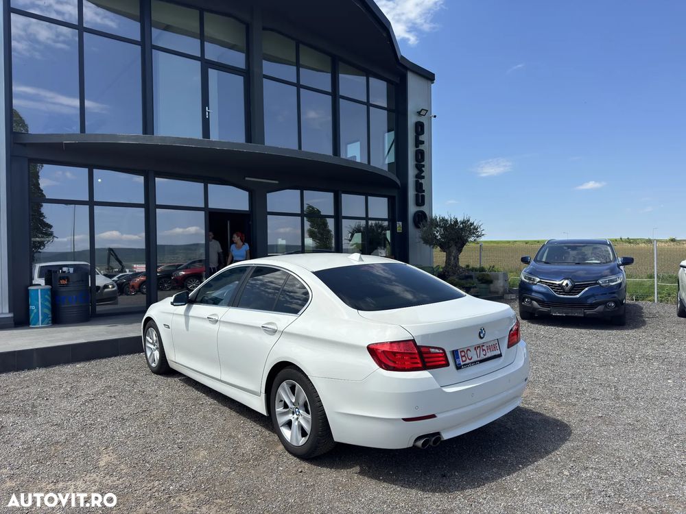 BMW Seria 5 520d BluePerformance - 9