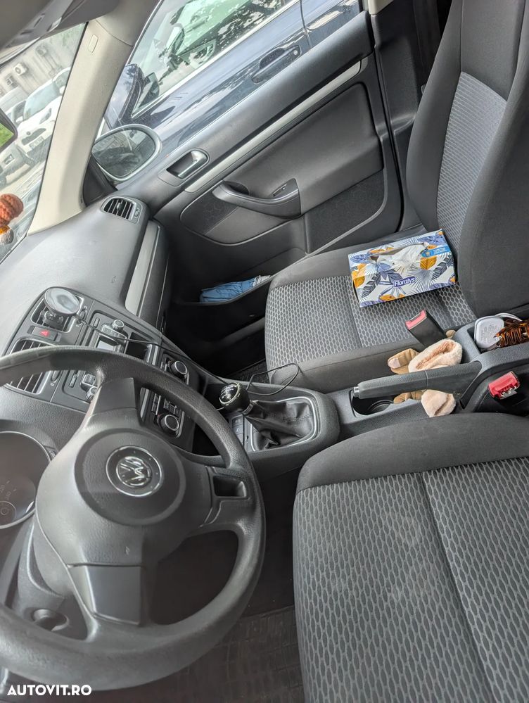 Volkswagen Golf 1.6 TDI DPF BMT Trendline - 12