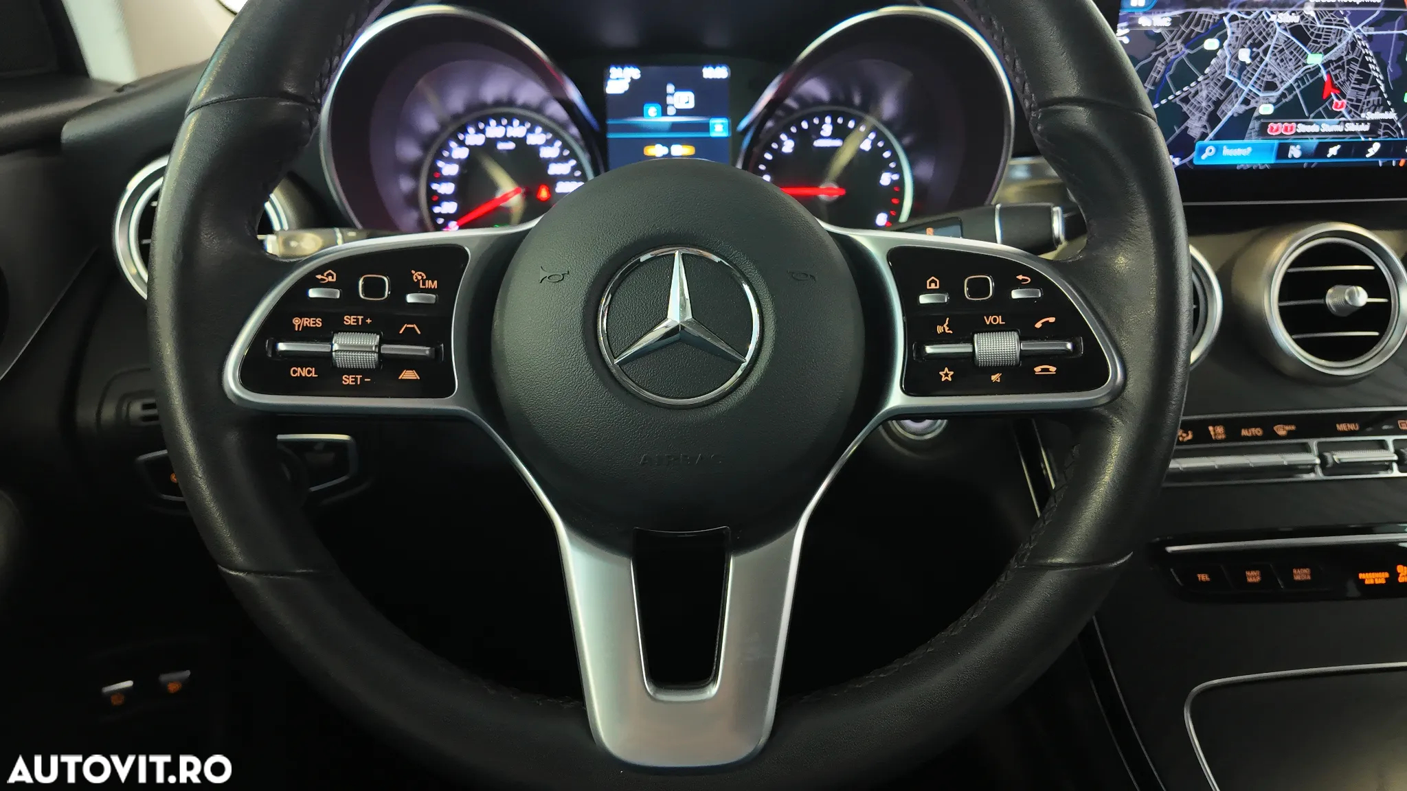 Mercedes-Benz GLC 200 d 4Matic 9G-TRONIC - 22