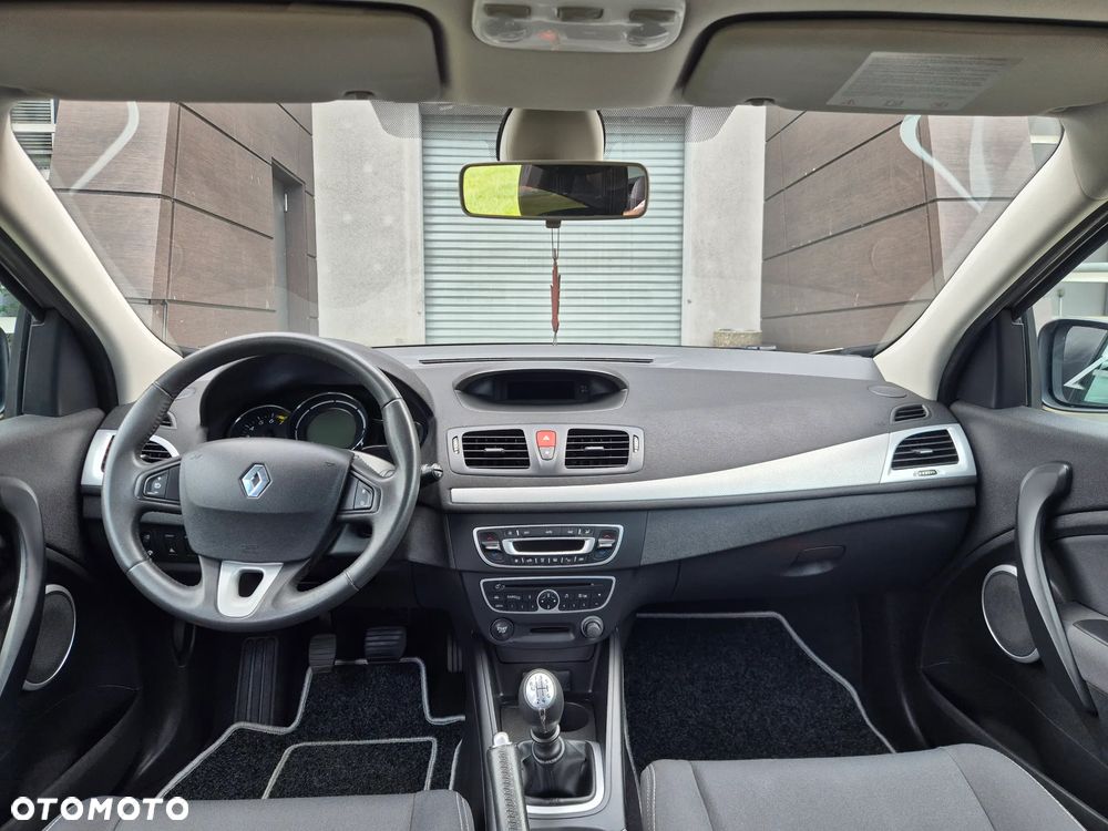 Renault Megane 1.6 16V 110 LIMITED - 5