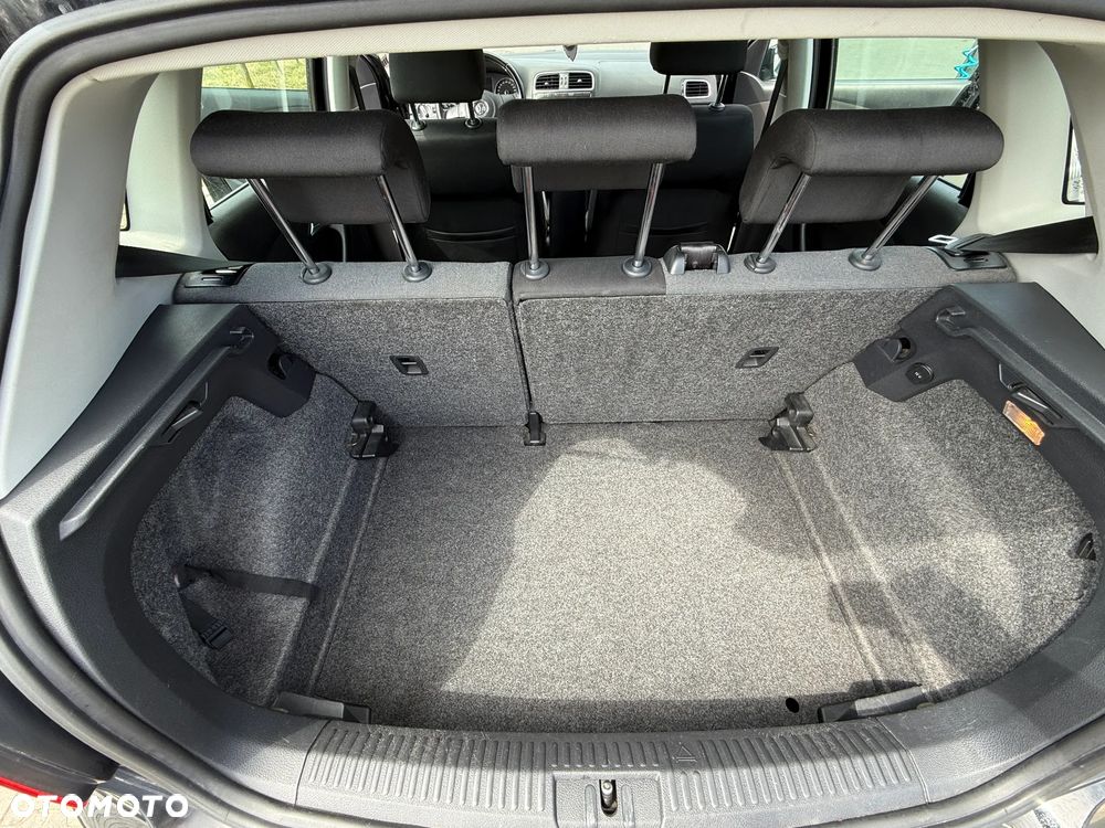 Volkswagen Polo 1.2 12V Comfortline - 29