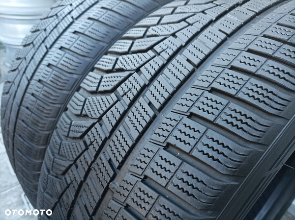 235/55R17 Hankook Opony Zimowe 2szt. 5mm