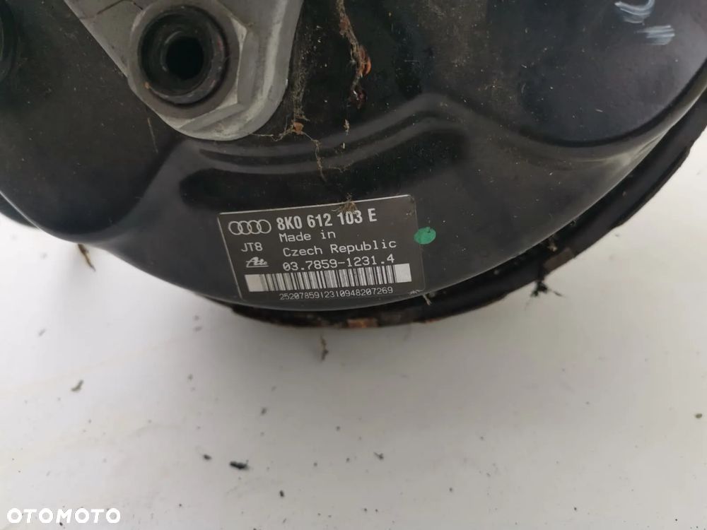 POMPA SERWO HAMULCA 8K0612103E AUDI A4 B8 - 2