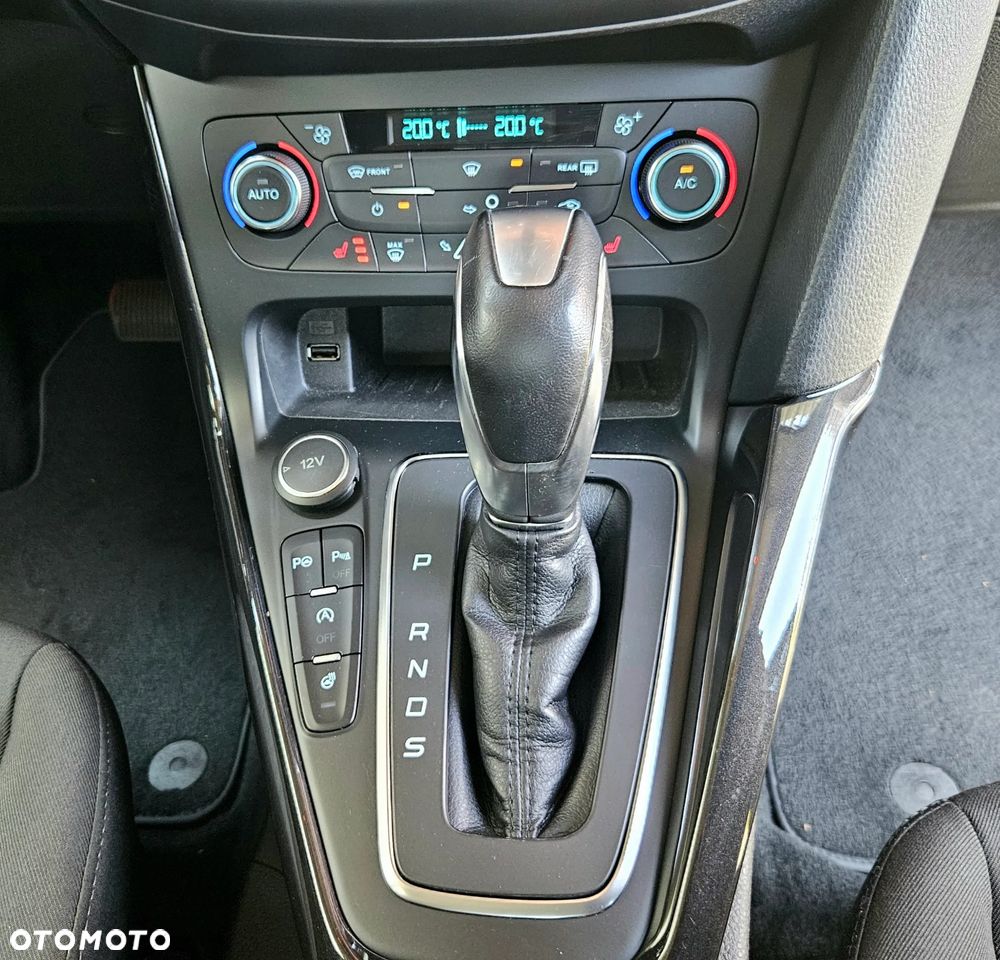 Ford Focus - 23