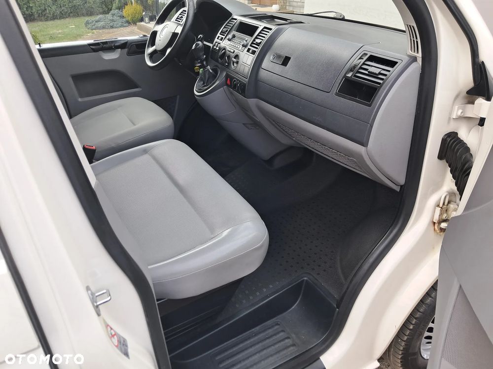 Volkswagen Transporter Caravelle Kurz Comfortline - 16