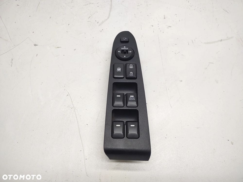 PANEL WŁĄCZNIK STEROWANIA SZYB LUSTEREK 93570-3W910 KIA SPORTAGE III 2010-2015r. ORYGINAŁ - 1