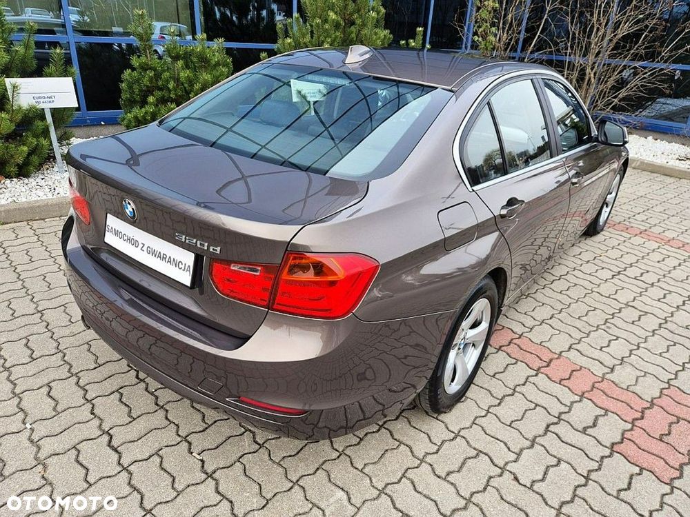 BMW Seria 3 320d Efficient Dynamic Edition - 22