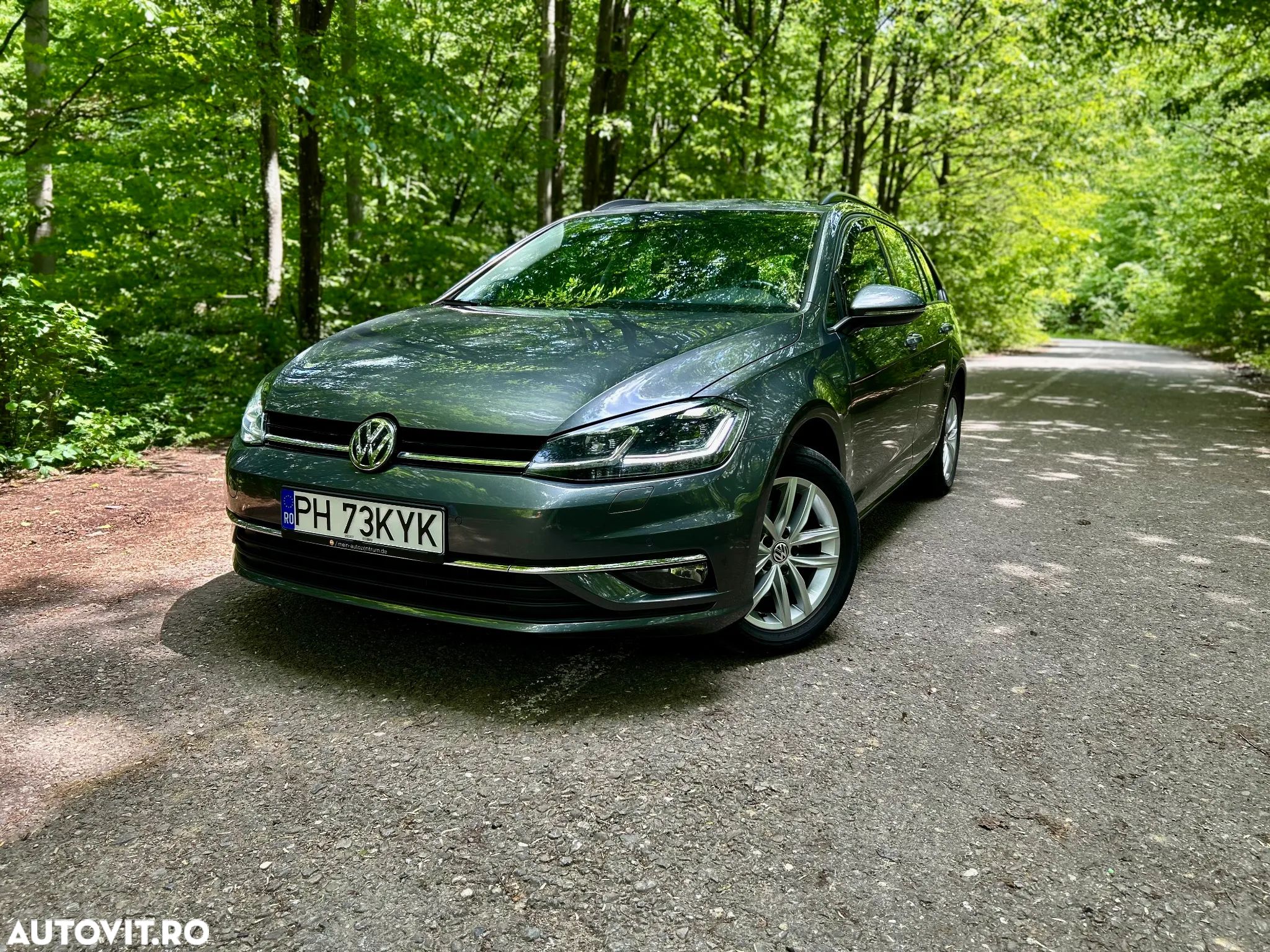 Volkswagen Golf 1.6 TDI DSG Comfortline - 1