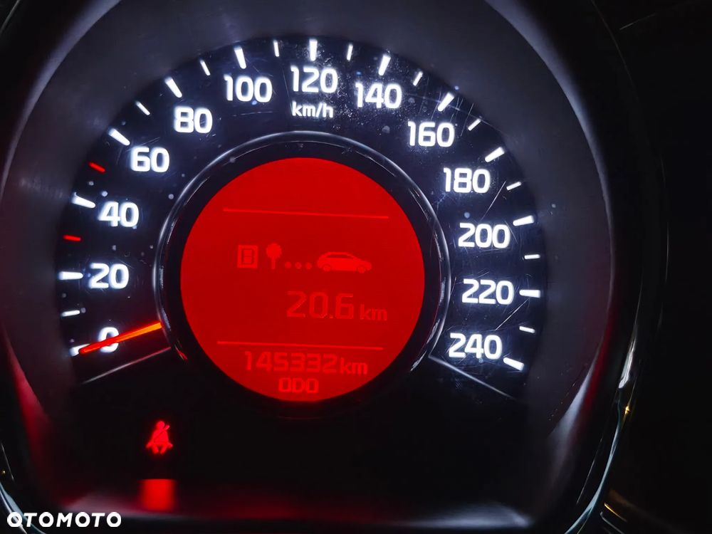Kia Ceed 1.6 GDI ISG Platinum Edition - 21