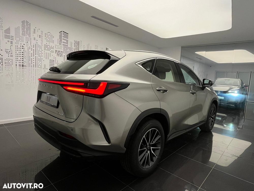 Lexus Seria NX - 6