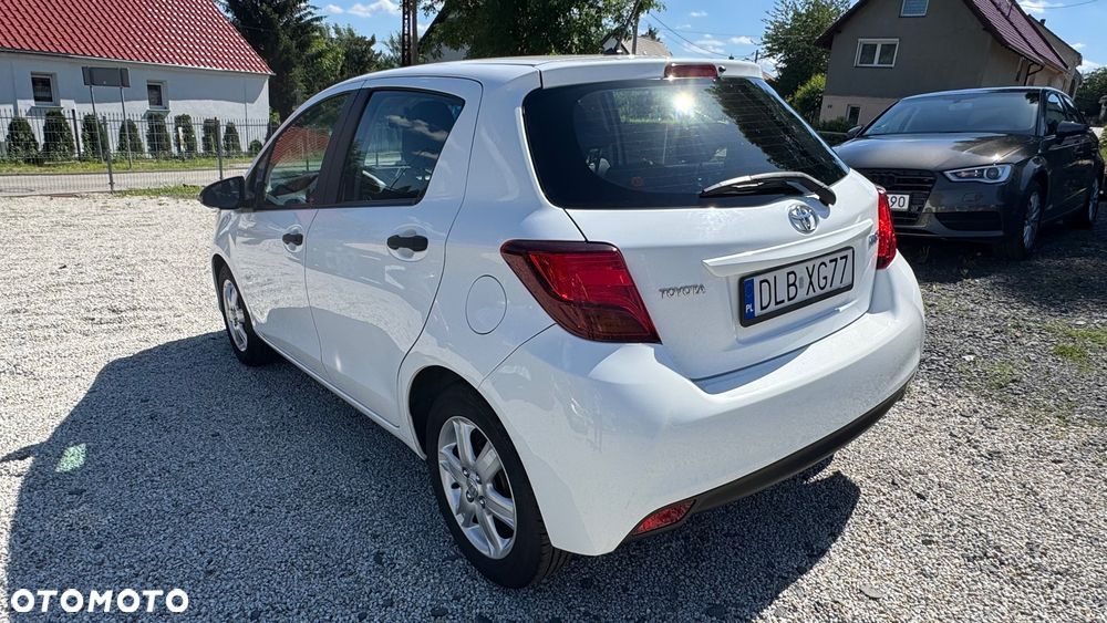 Toyota Yaris 1.0 Sol - 5