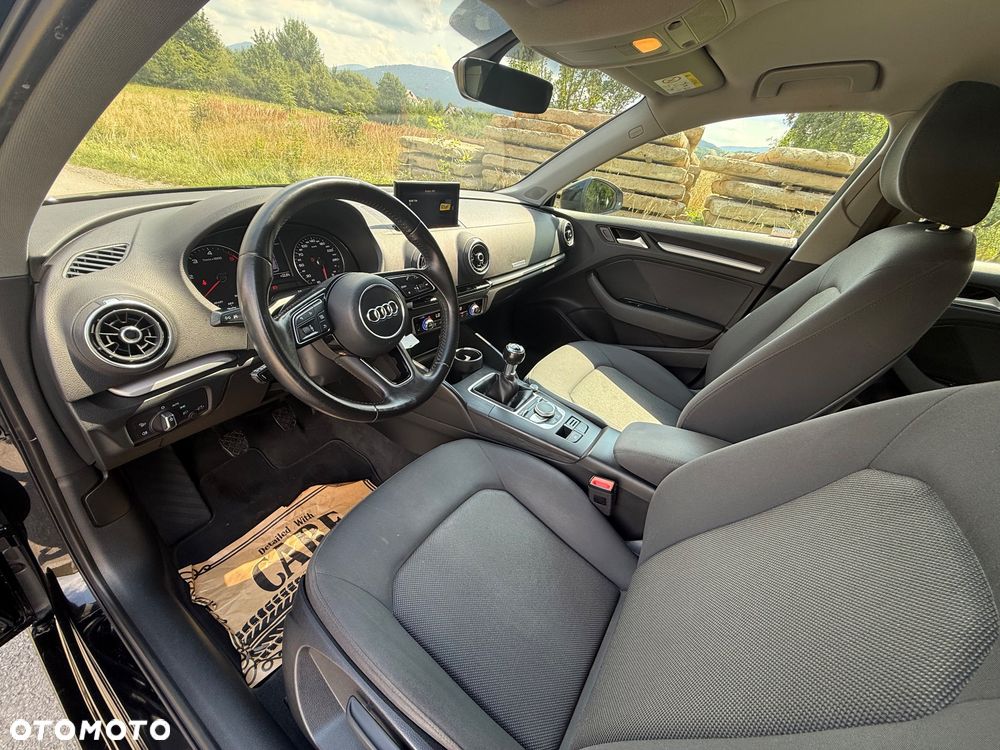 Audi A3 Sportback 1.6 TDI - 29
