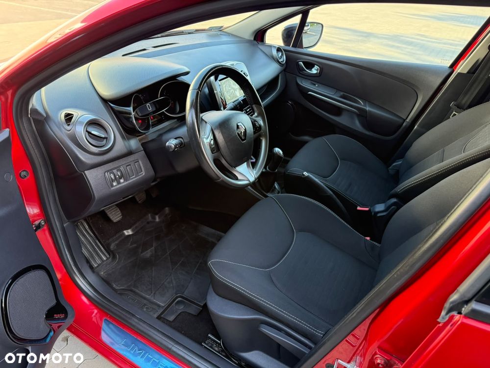 Renault Clio 1.2 16V Limited - 11