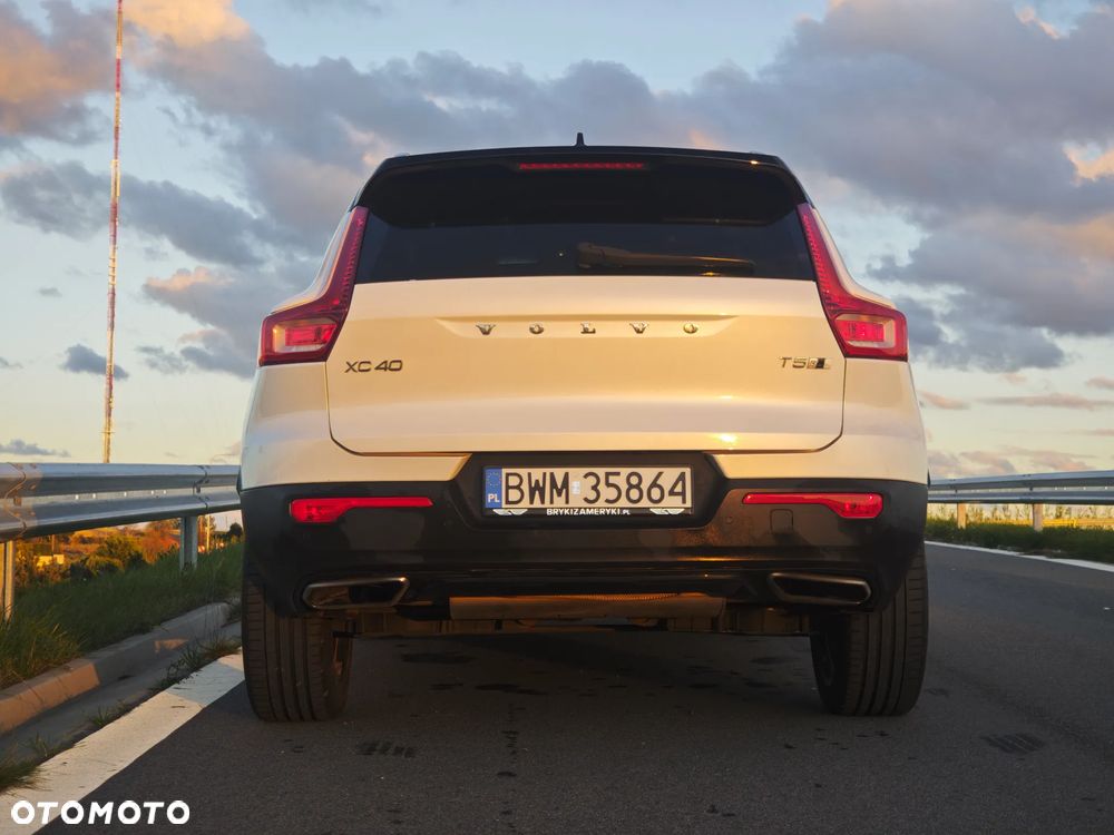 Volvo XC 40 T5 AWD Geartronic R-Design - 5