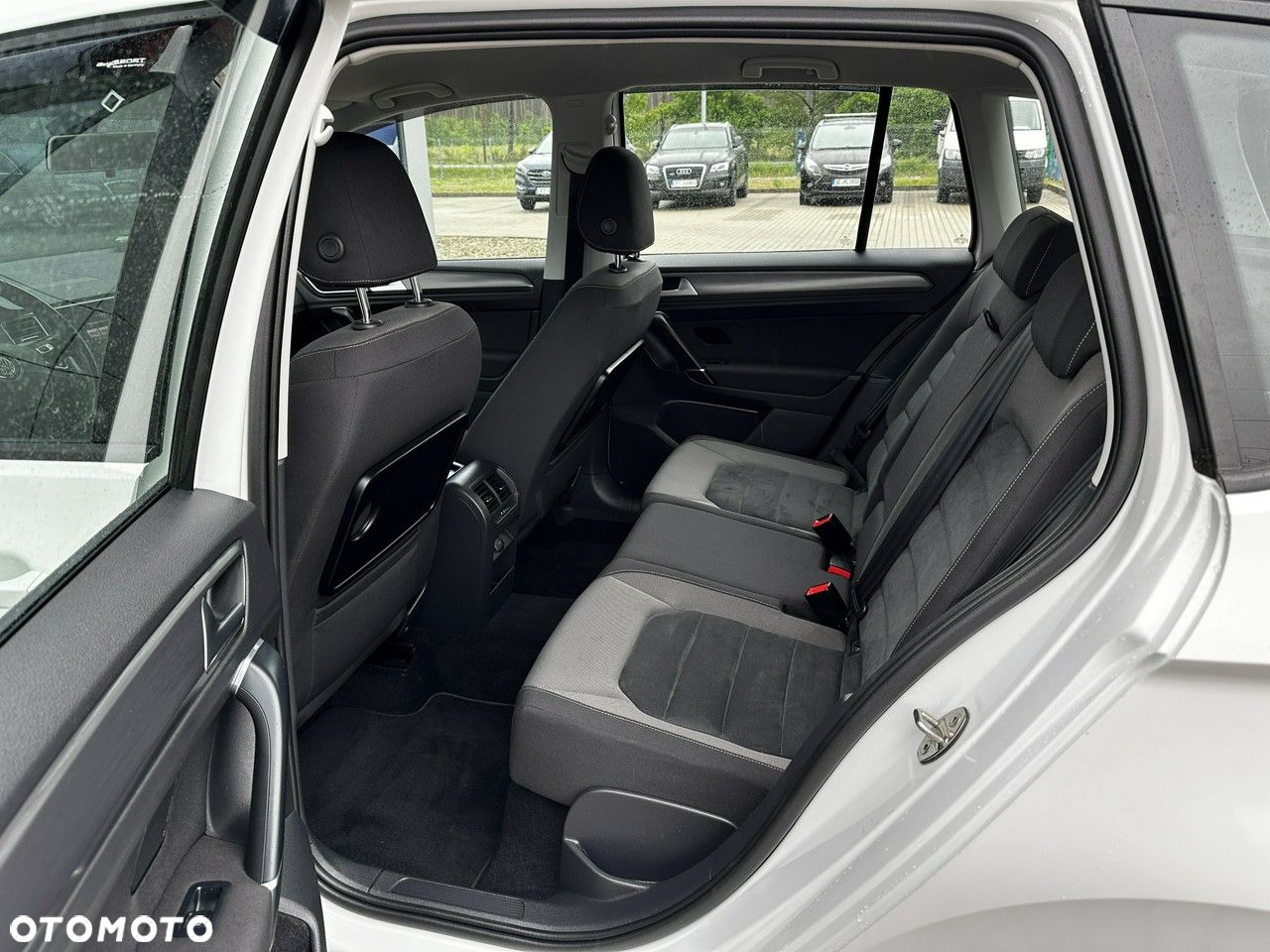 Volkswagen Golf Sportsvan - 13