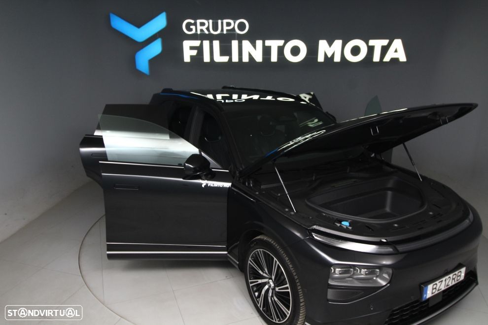 Xpeng G9 93.1 kWh AWD Performance - 16