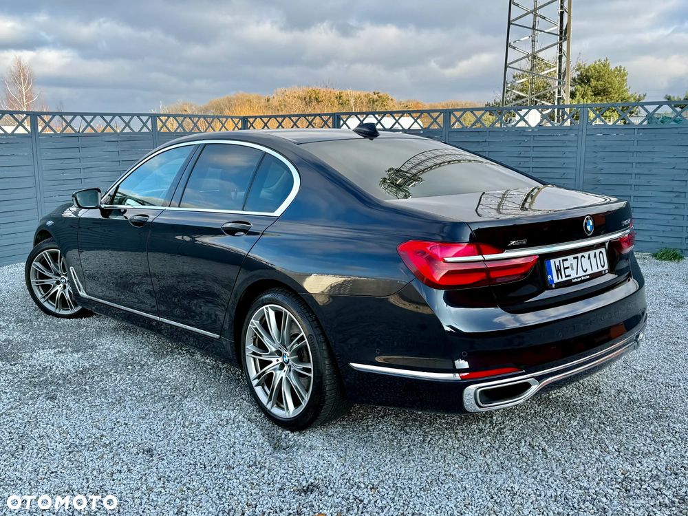 BMW Seria 7 740d xDrive - 2