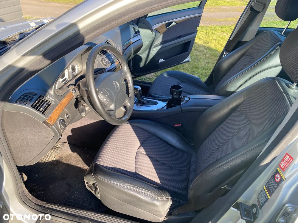 Mercedes-Benz Klasa E 280 CDI Avantgarde DPF - 19