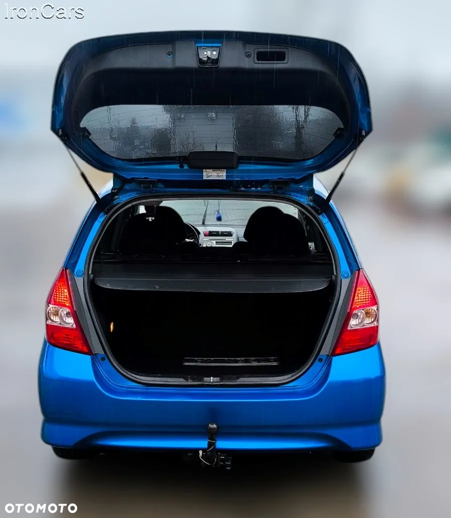 Honda Jazz 1.4 CVT ES Sport - 17