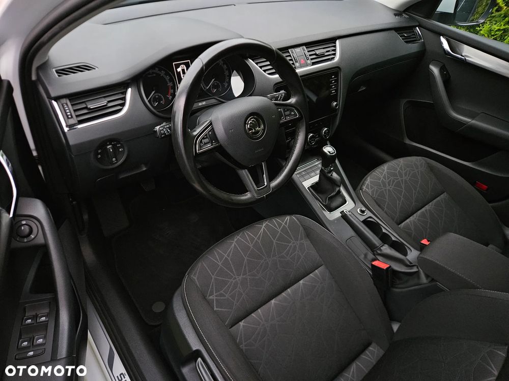 Skoda Octavia 2.0 TDI 4x4 Clever - 28