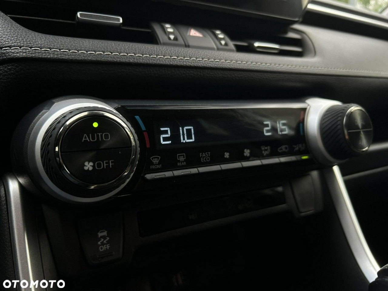 Toyota RAV4 - 18
