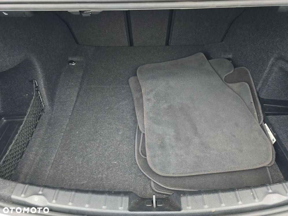 BMW Seria 3 330i GPF Luxury Line sport - 15