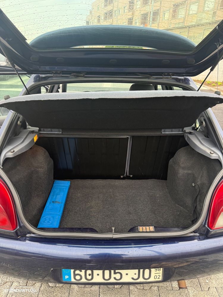 Ford Fiesta 1.25 Techno - 17