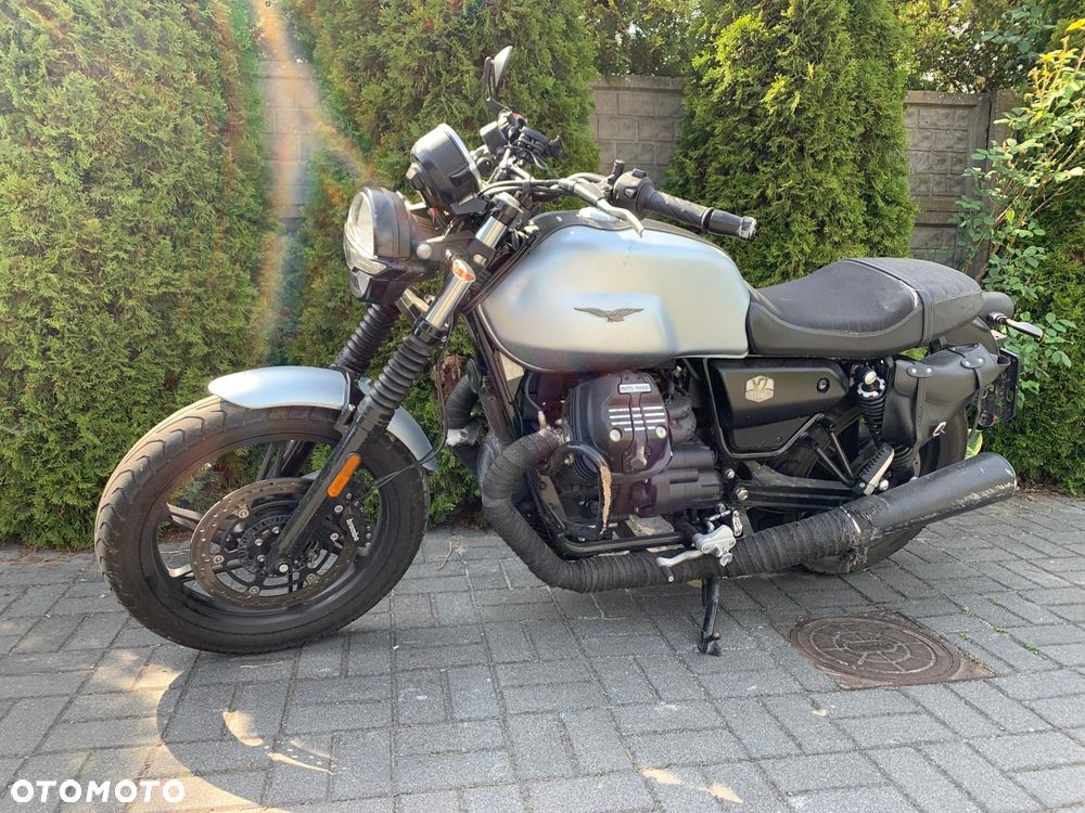 Moto Guzzi V7 - 17