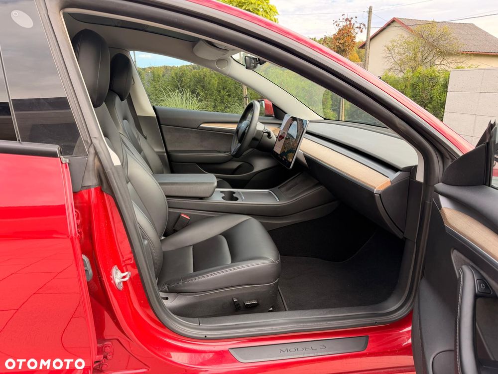 Tesla Model 3 - 17