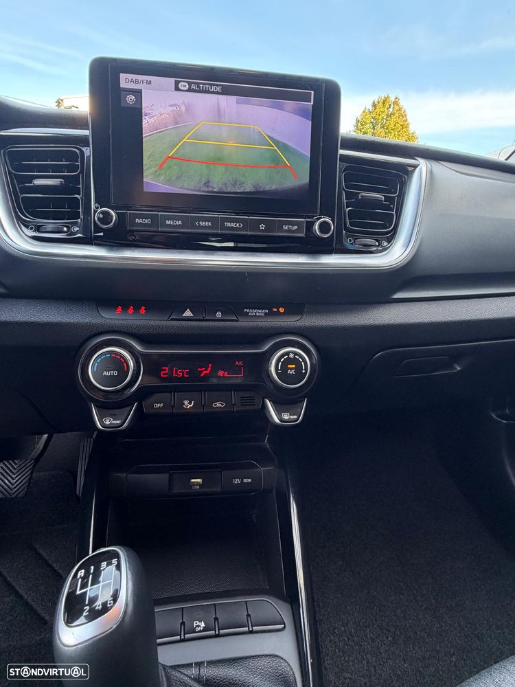 Kia Stonic - 7