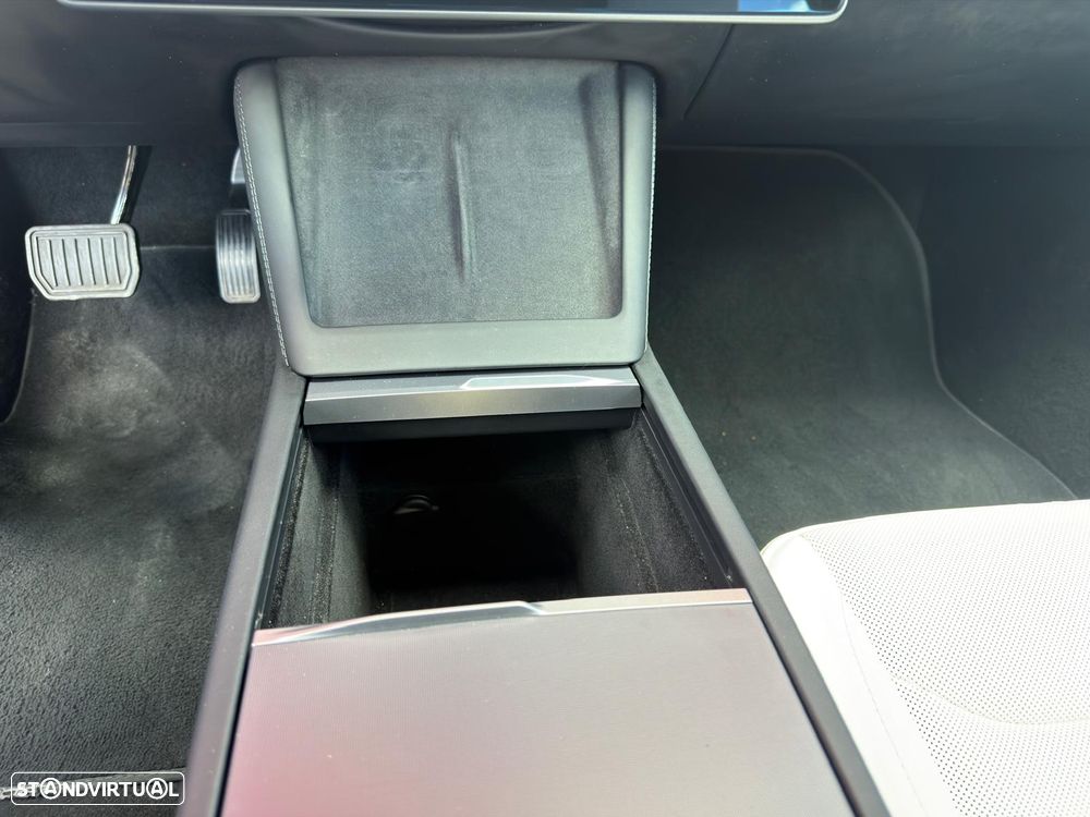 Tesla Model 3 Long Range Tração Integral - 32