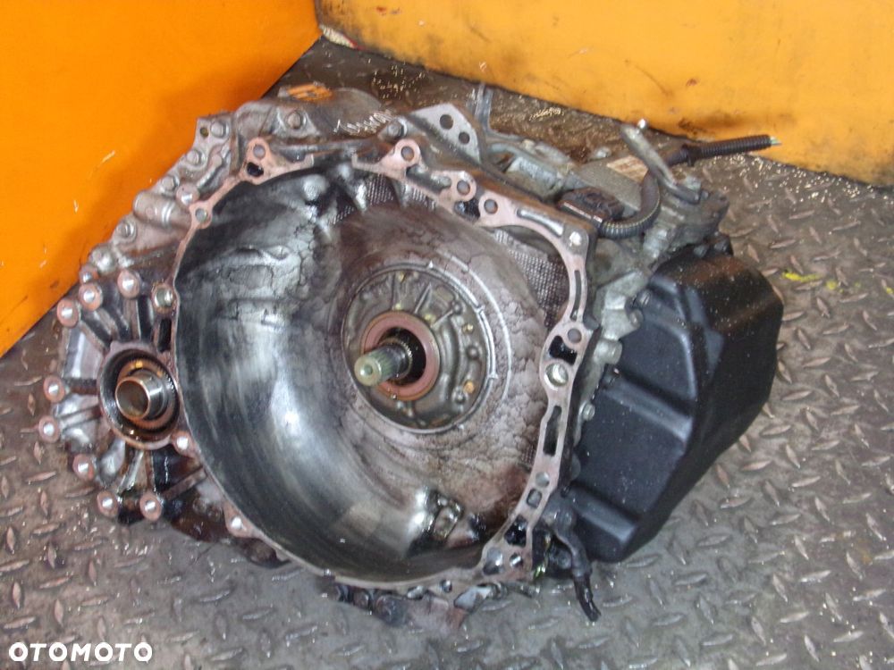 VOLVO XC90 2.4 D5 09r 185KM skrzynia biegow AUTOMAT 4x4 30783229 30735326 - 3