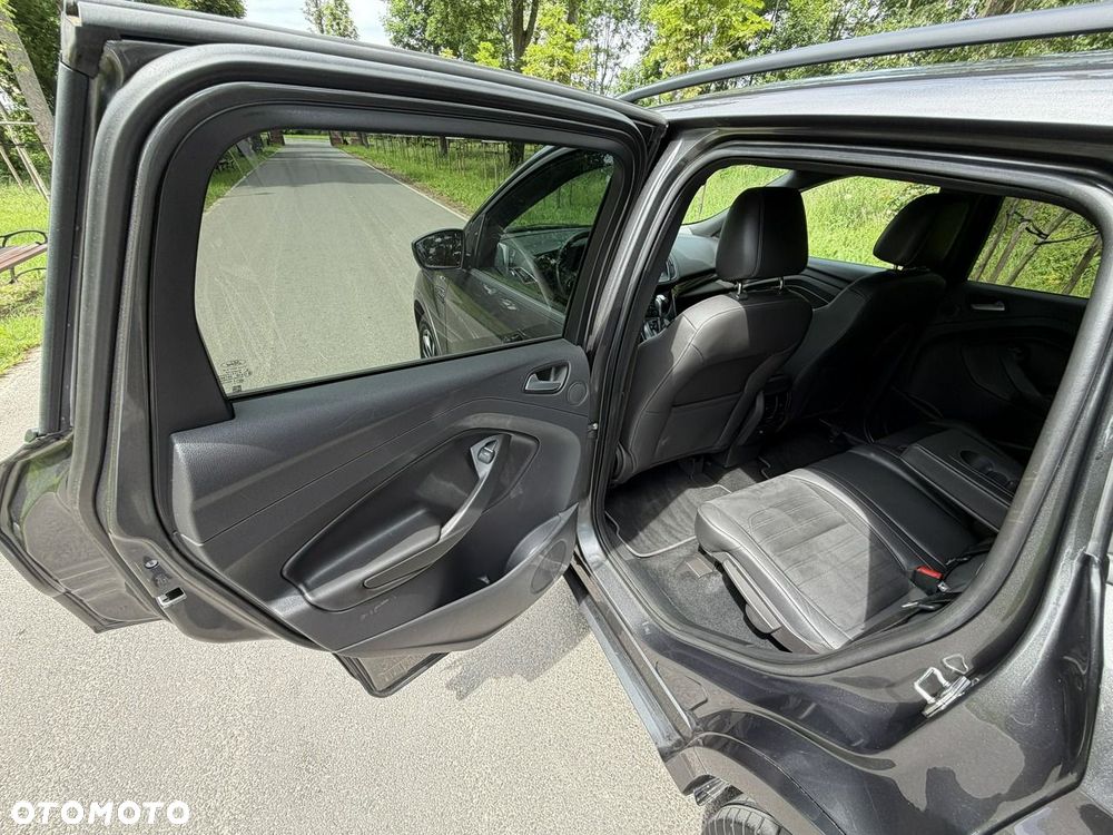 Ford Kuga - 21