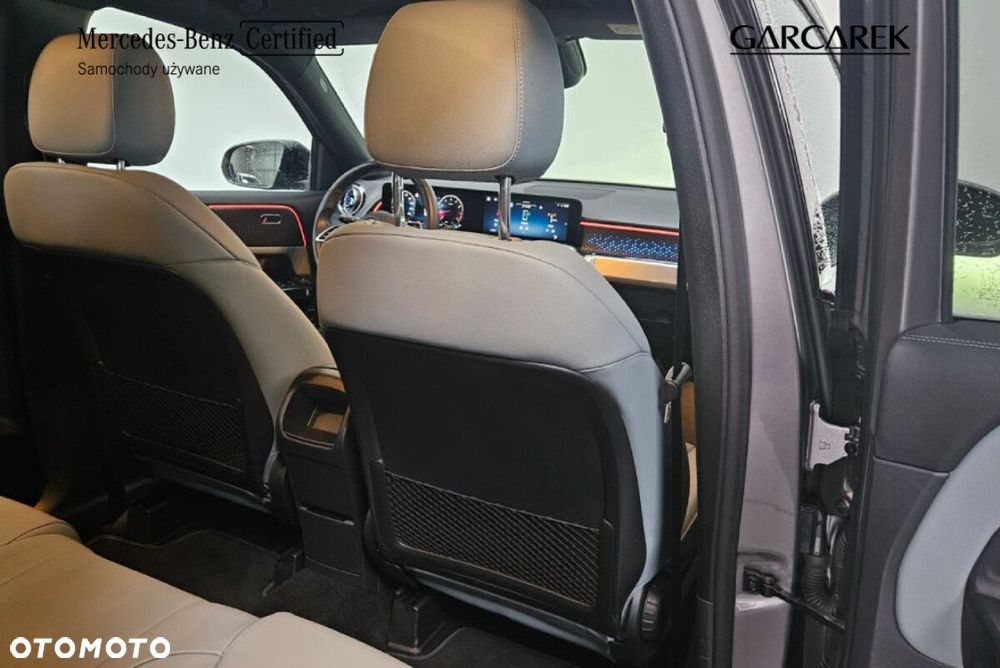 Mercedes-Benz GLB - 22