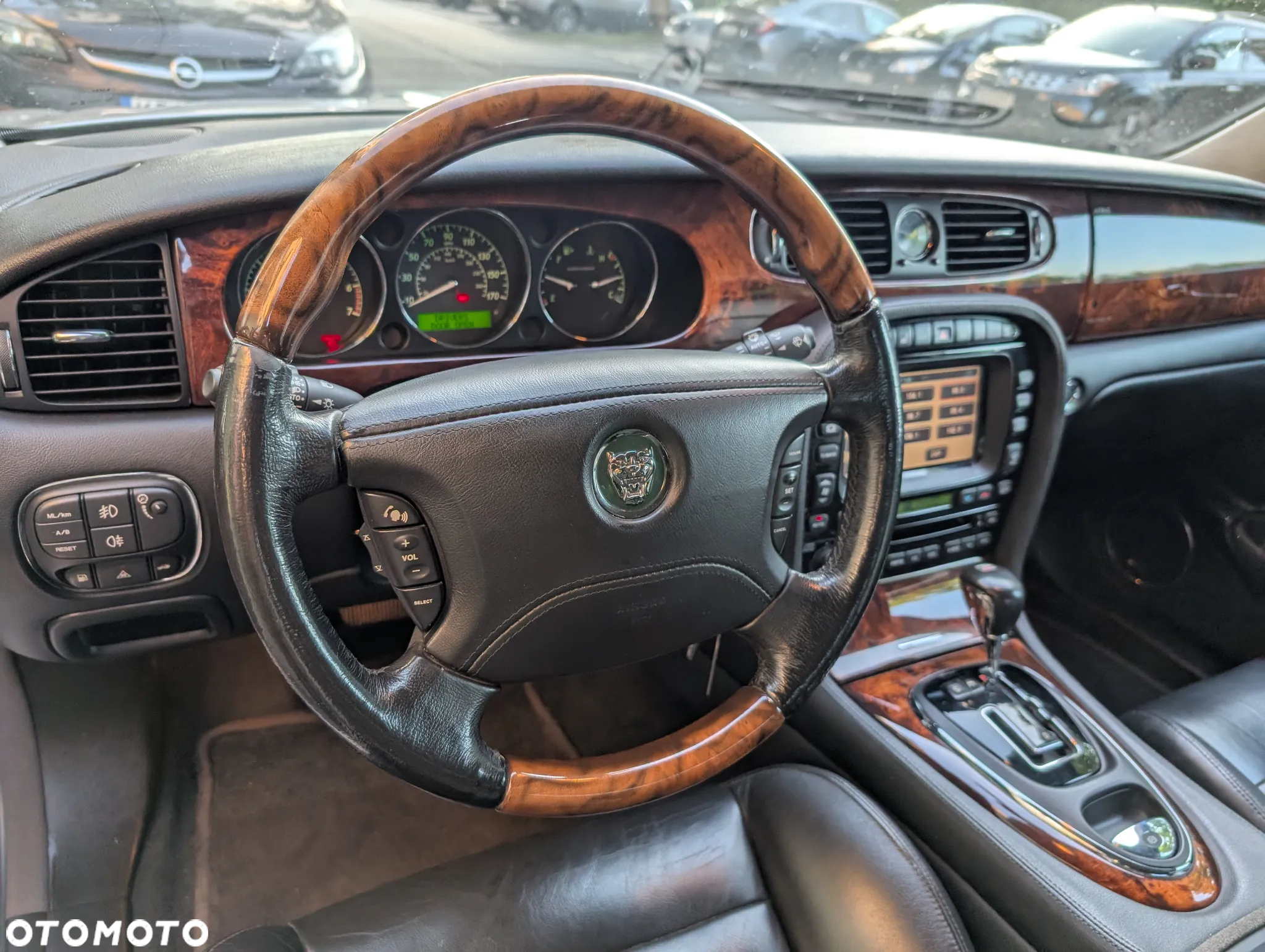 Jaguar XJR 4.2 - 33