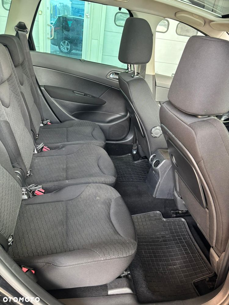 Peugeot 308 1.6 HDi Premium - 18