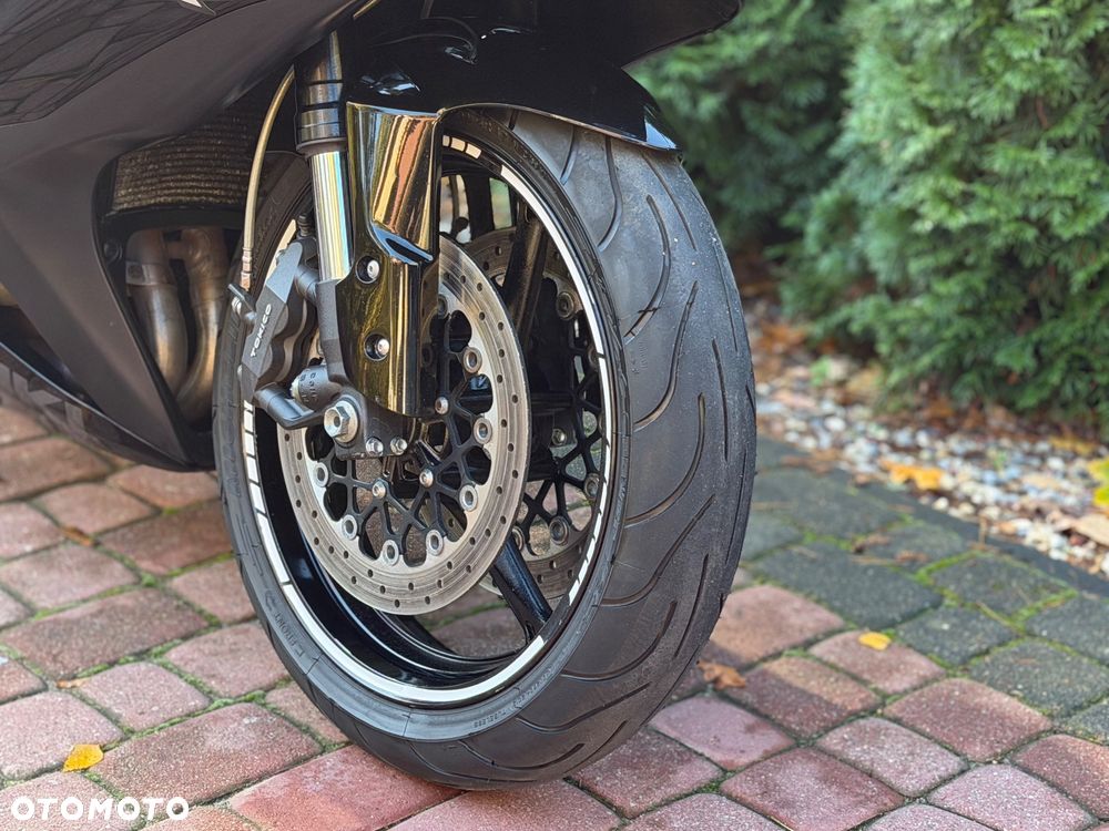 Suzuki GSX-R - 21