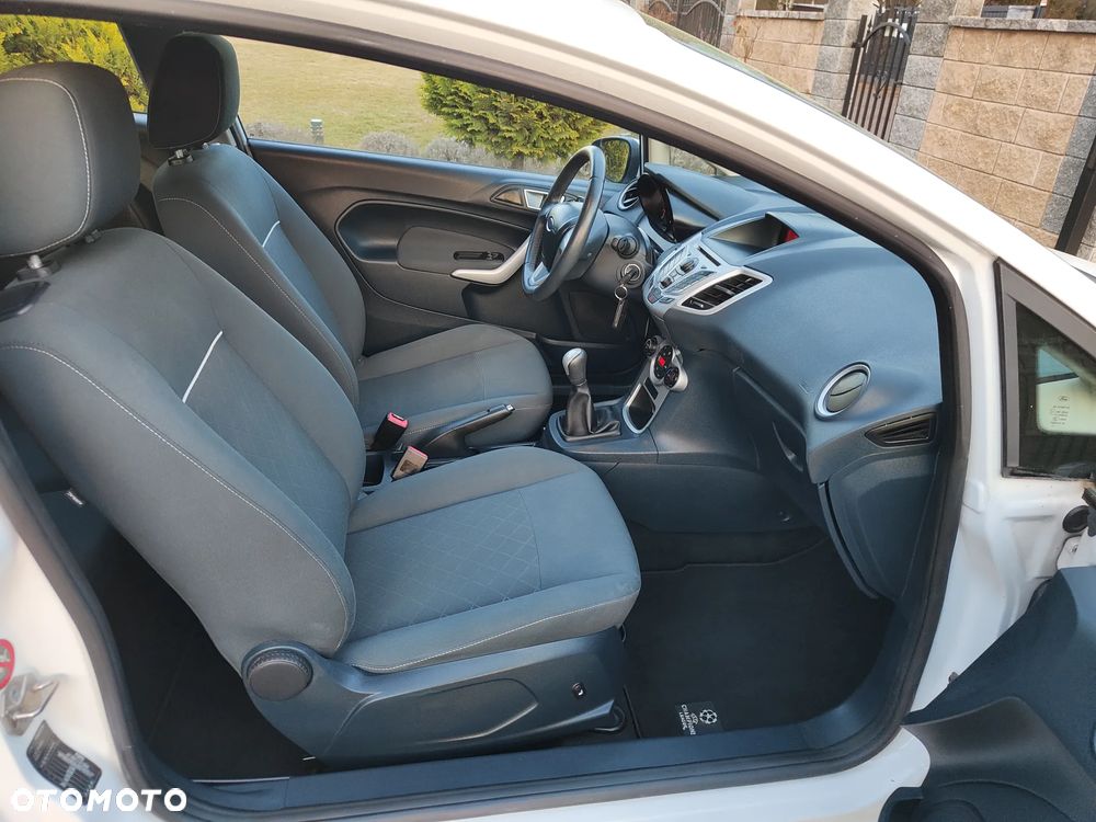 Ford Fiesta 1.25 Champions Edition - 6