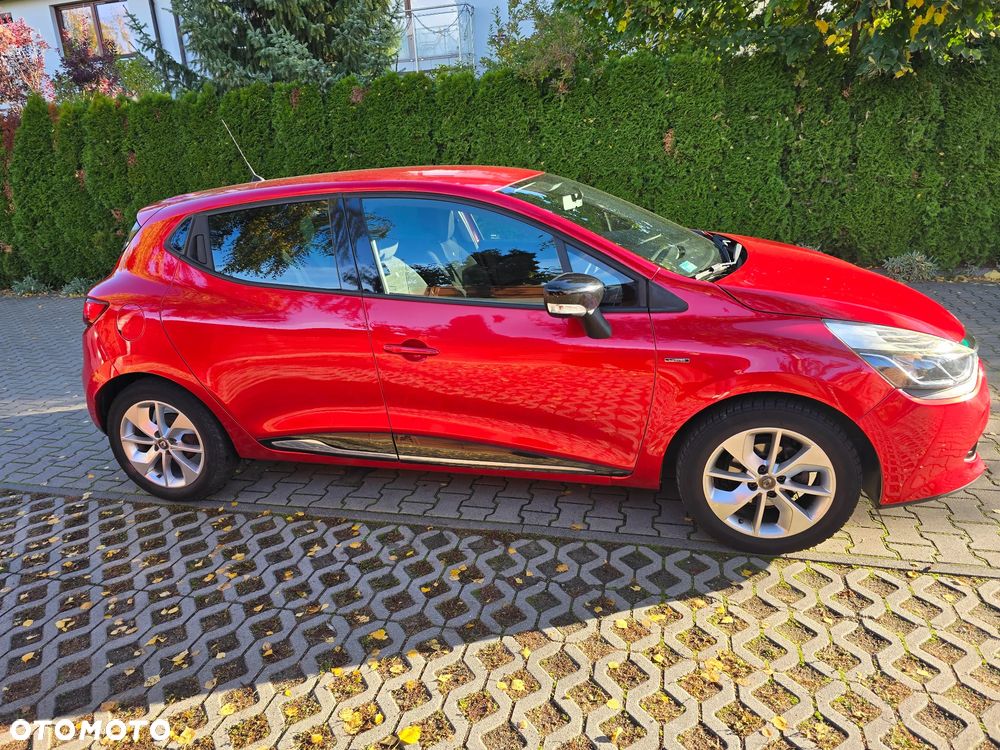 Renault Clio 1.2 16V Limited - 10