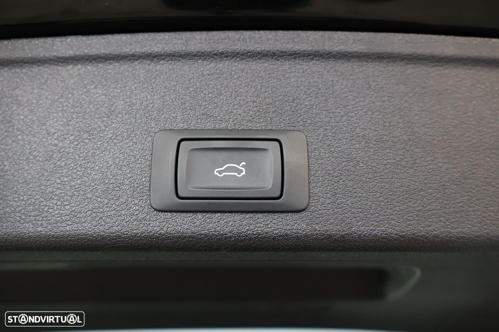 Audi A4 Avant 35 TDI S line S tronic - 13