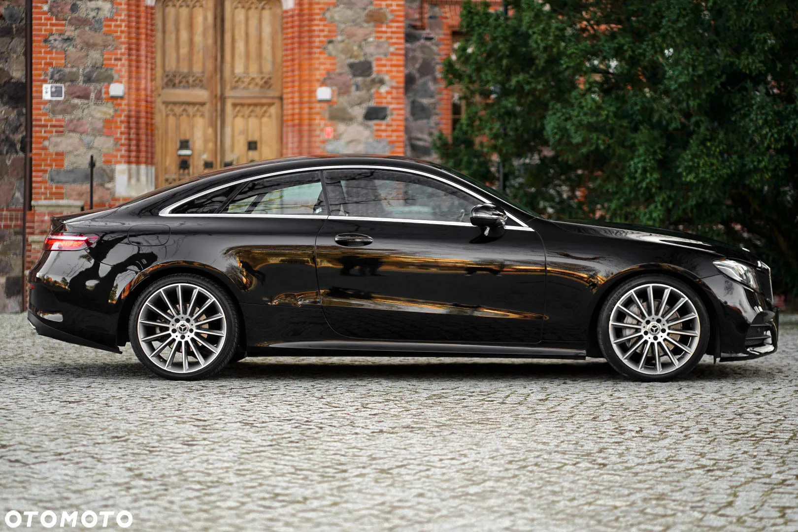 Mercedes-Benz Klasa E 200 Coupe 9G-TRONIC - 21