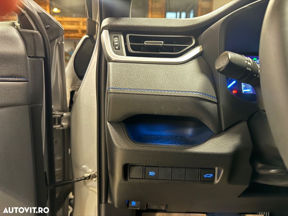 Toyota RAV4 2.5 4x4 Hybrid Black Edition - 22